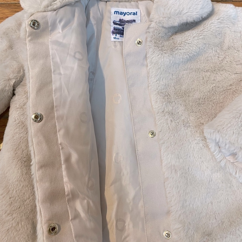 𝅺mayoral Gray Faux Fur Jacket Size 3 - Picture 3 of 3